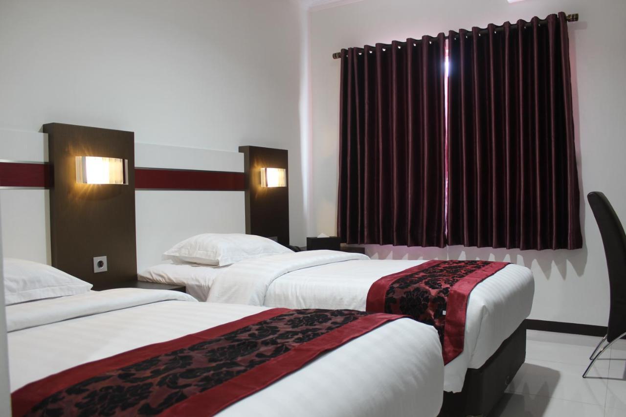 Idea'S Hotel Jalan Ibrahim Aji Бандунг Екстер'єр фото